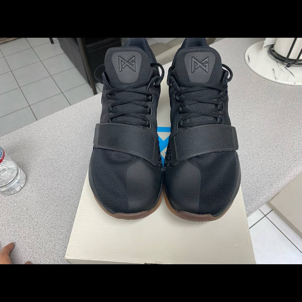 Nike PG 1 Mens Shoes Size 10.5 Black/Gum